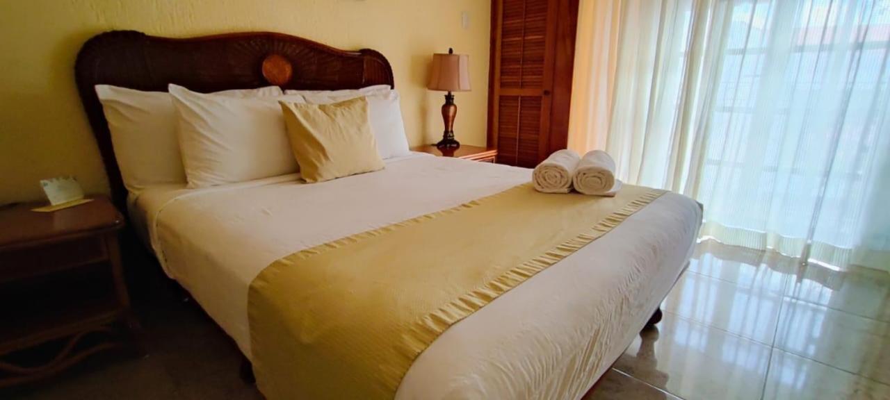 Hotel Casa Mallorca كانكون المظهر الخارجي الصورة